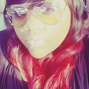 Meet your Posher, Carletha